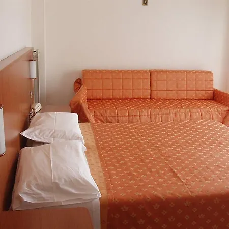 Aquilia Hotel