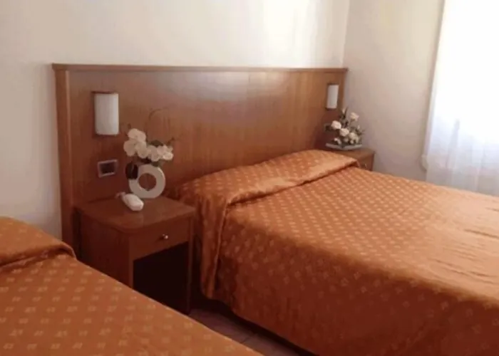 Hotel Aquilia 3*