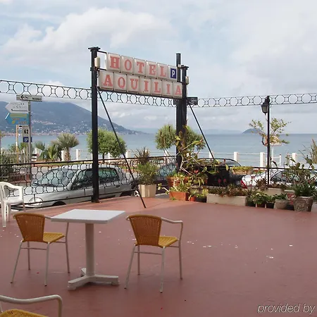 Отель Aquilia 3*