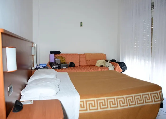 Aquilia 3*